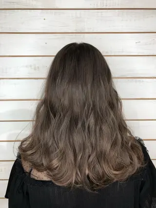 セミロング カラー 🧡艶髪ちゅるん髪 🫧🧡YUKI❄️のヘアスタイル