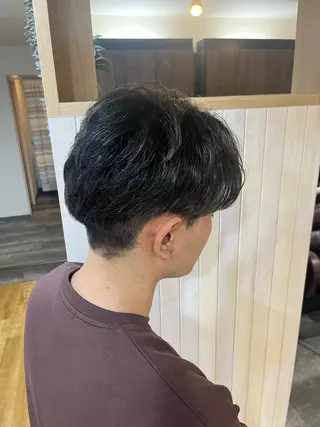 メンズ 安島(あじま) 慎(まこと)のヘアスタイル