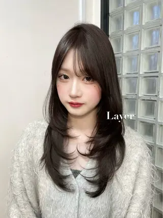 ロング 🍑暖色／レイヤー／ 真希🎀のヘアスタイル