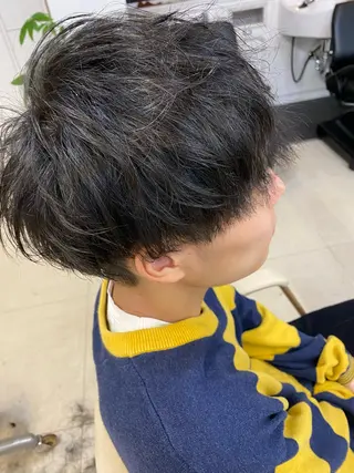 ミディアム Hiroshi ヒロシのヘアスタイル