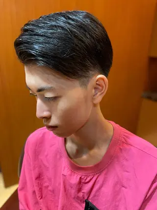 ミディアム メンズ 飯野 公紀のヘアスタイル
