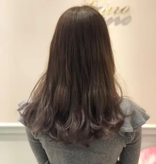 ロング カラー 鈴木 麻希のヘアスタイル