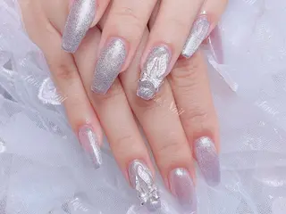 ネイル Queening 🦋のネイルデザイン