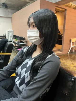 ロング カラー YUZUKI 🌙のヘアスタイル