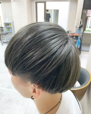 ショート カラー メンズ 吉田 聡一のヘアスタイル