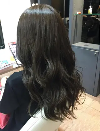 ロング カラー 貴方に似合うを見つけ ます🌱市川リョウカのヘアスタイル