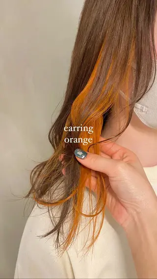 ミディアム カラー ヘアアレンジ ミオ💎ショート 透ける暗髪のヘアスタイル