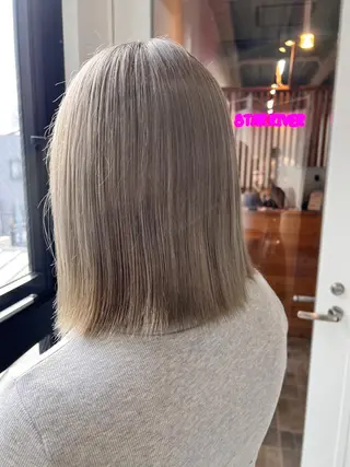 ショート カラー ヘアカラー&縮毛矯正 STAR☆RIVERのヘアスタイル