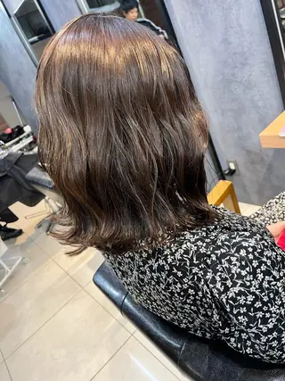 ミディアム カラー ヘアアレンジ メンズ キッズ ネイル マツエク・マツパ アイブロウ 透明感カラー🤎 ゆりのヘアスタイル