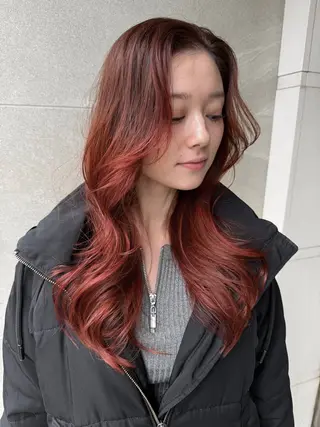 ミディアム 圧倒的美髪ストレート ツダケイタロウのヘアスタイル