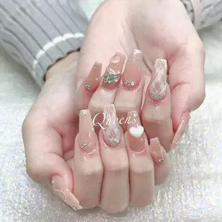 ネイル Queens ゲンのネイルデザイン