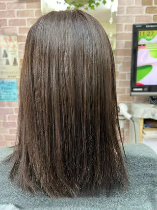 セミロング 萱場 利恵のヘアスタイル