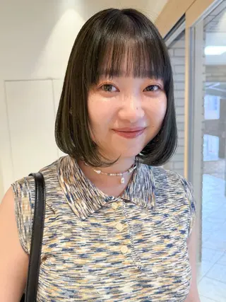 ミディアム カラー ANY mikuのヘアスタイル