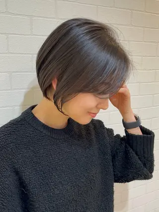 ショート 植松 茜のヘアスタイル