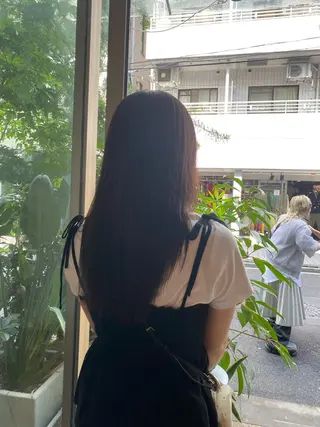 ロング ⭐️植田瑠菜⭐️ カラー／縮毛矯正のヘアスタイル