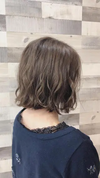 ショート カラー 外国人風ヘア 🍔Mamiのヘアスタイル