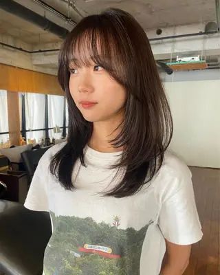 ロング 韓国風レイヤー 日向 GINZAのヘアスタイル