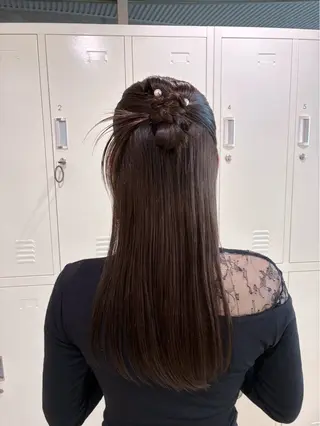 ロング ヘアアレンジ 堀内 都姫のヘアスタイル