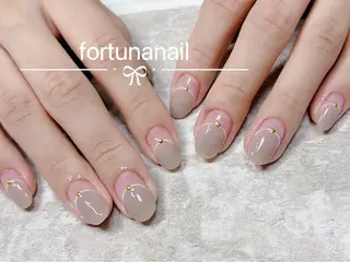 ネイル Nail •Head スパFortunaのネイルデザイン