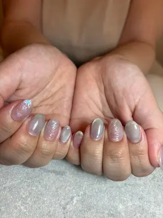 ネイル from to所属・seika .のネイルデザイン