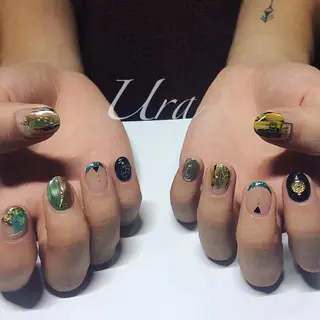 ネイル UrakoNail 《nail》のネイルデザイン