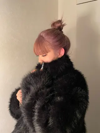 ロング Henrietta表参道所属・ハイトーンカラー🧺 mahoroのヘアスタイル