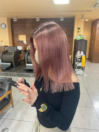 セミロング カラー ヘアアレンジ 川上 麻梨阿のヘアスタイル