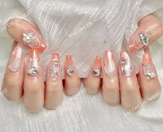 ネイル Momo 🤍のネイルデザイン