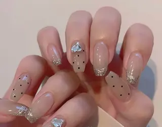ネイル HIN NAILのネイルデザイン