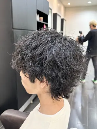 パーマ メンズ フェザー/波巻き 雫石大夢のヘアスタイル