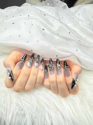 ネイル AMI NAIL 池袋所属・Aila Nailのネイルデザイン