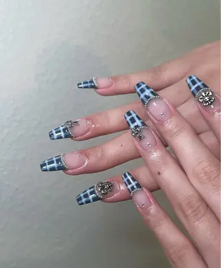 ネイル 五十嵐 莉奈のネイルデザイン