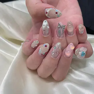ネイル émure. パラジェル認定サロンのネイルデザイン