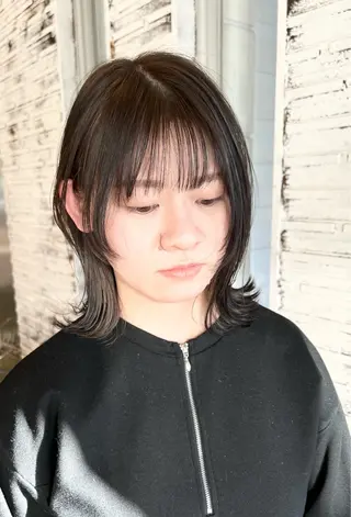 ミディアム カラー IKU顔周りレイヤー /ボブ/透明感カラーのヘアスタイル