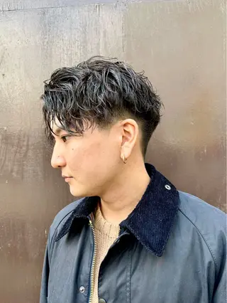 ショート パーマ メンズ 平内 賢人のヘアスタイル