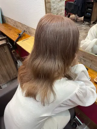 ロング カラー YUI/ ブリーチカラー🌷のヘアスタイル