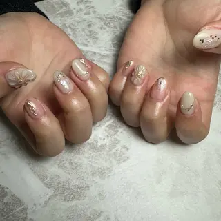 ネイル 里見 麗のネイルデザイン