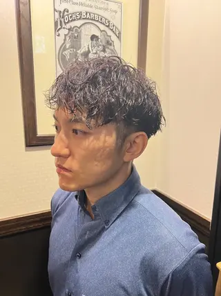 ミディアム メンズカット オカムラリョウのヘアスタイル