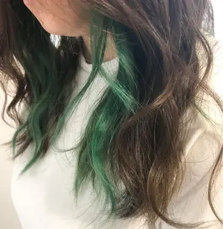 セミロング カラー 美髪矯正・レイヤー 倉友哉のヘアスタイル