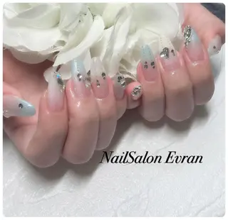 ネイル Nail salon Evranのネイルデザイン