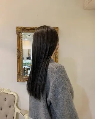 ロング カラー 山口 樹里のヘアスタイル