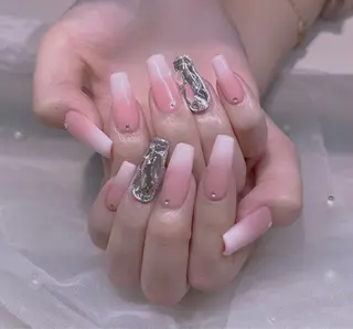 ネイル エムズ ハヤシのネイルデザイン