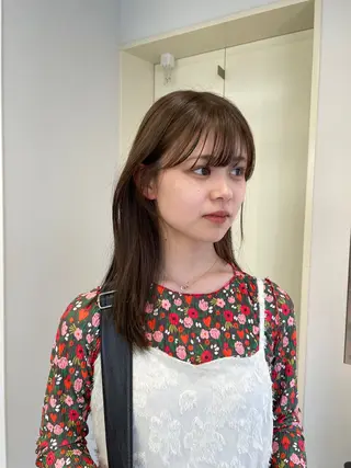 ミディアム ブリーチなし透明感 🪄aoi🤎のヘアスタイル