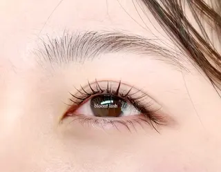 マツエク・マツパ bloom lash 丸山恵梨のマツエク・マツパデザイン