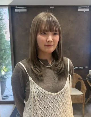 セミロング カラー 縮毛矯正／韓国ヘア AO俊介🌐のヘアスタイル