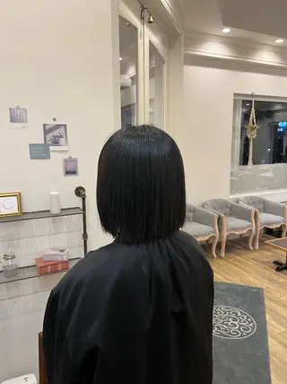 ミディアム LORAN 寺田のヘアスタイル