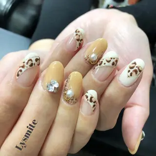 ネイル 岩本 美香のネイルデザイン