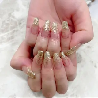 ネイル METEOR💫 staffのネイルデザイン
