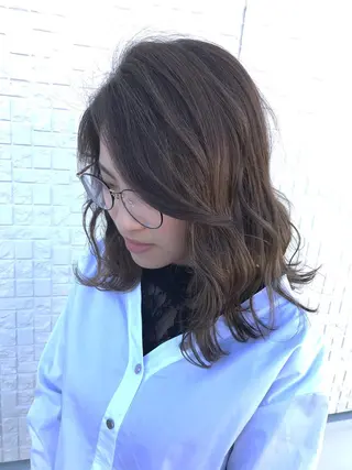 ミディアム カラー 藤井 健のヘアスタイル