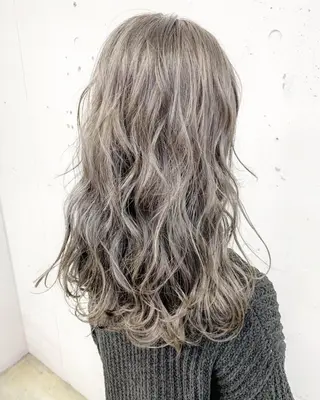 セミロング カラー ヘアアレンジ 垢抜け案内人 鈴木聖矢✂️のヘアスタイル